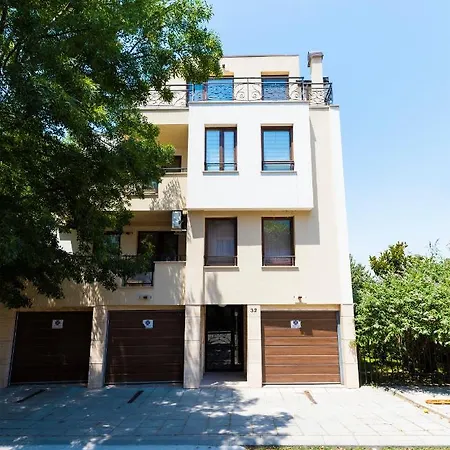 1Bd Flat With A Lovely Terrace In The Centre Of Plovdiv By Flat Mаnager Exterior photo